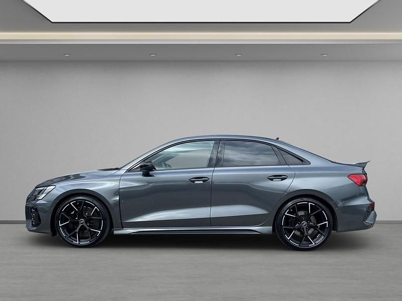 Gebraucht Audi RS3 400 PS (294 kW) 2024 Schwarz Limousine