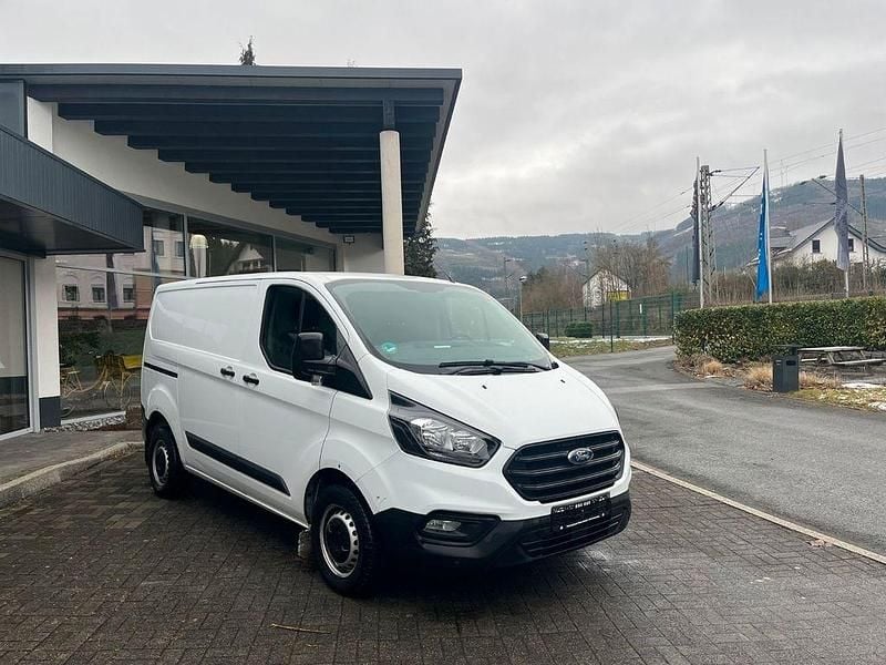 Weiß Gebraucht 2018 Ford Transit Custom Van / Kleinbus | 14.500 € (Superpreis) - Bild 1/4