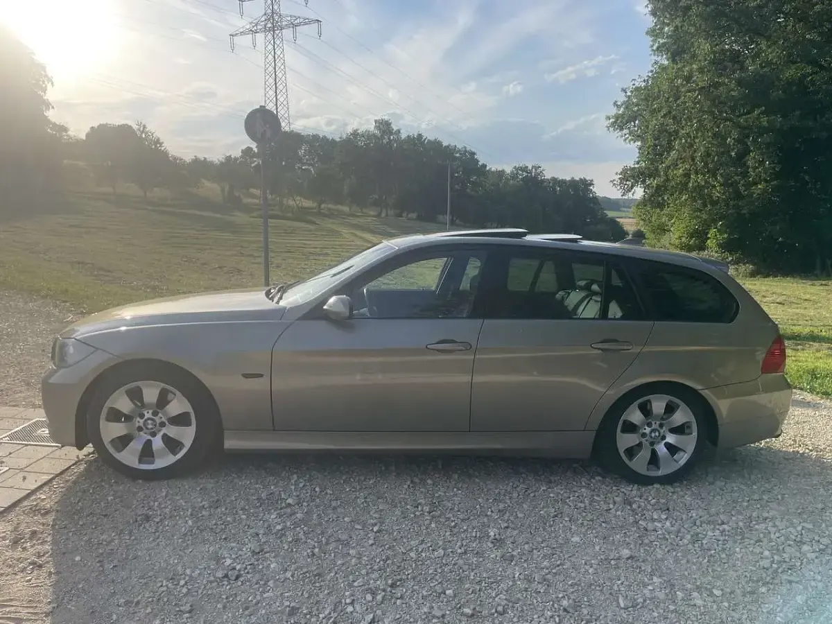 Gebraucht BMW 325 Shadowline 197 PS (144 kW) 2007 Kombi