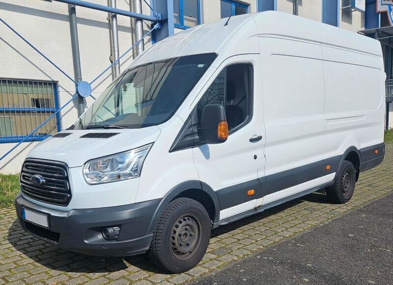 Weiß Gebraucht 2019 Ford Transit Trend Van | 11.900 € - Bild 1/4