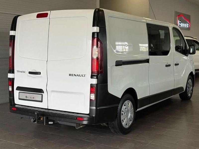 Gebraucht Renault Trafic 125 PS (91 kW) 2017 Weiß Van / Kleinbus