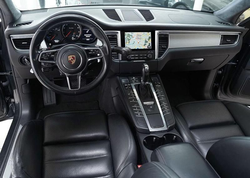 Gebraucht Porsche Macan Turbo 400 PS (294 kW) 2017 Grau SUV