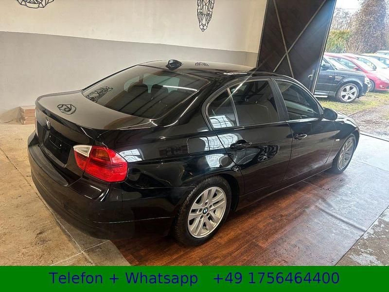 Gebraucht BMW 318 143 PS (105 kW) 2007 Schwarz Limousine