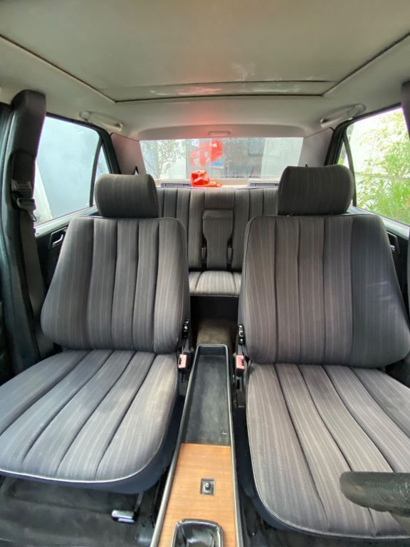 Gebraucht Mercedes E230 132 PS (97 kW) 1988 Weiß Limousine