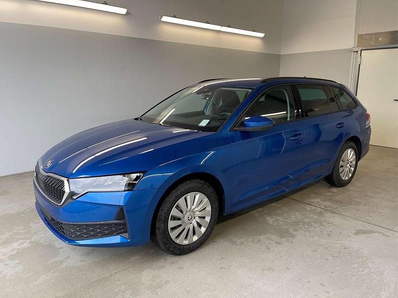 [8x8x] race blue metallic Neu 2025 Skoda Octavia Essence Kombi | 30.180 € (Guter Preis) - Bild 1/4