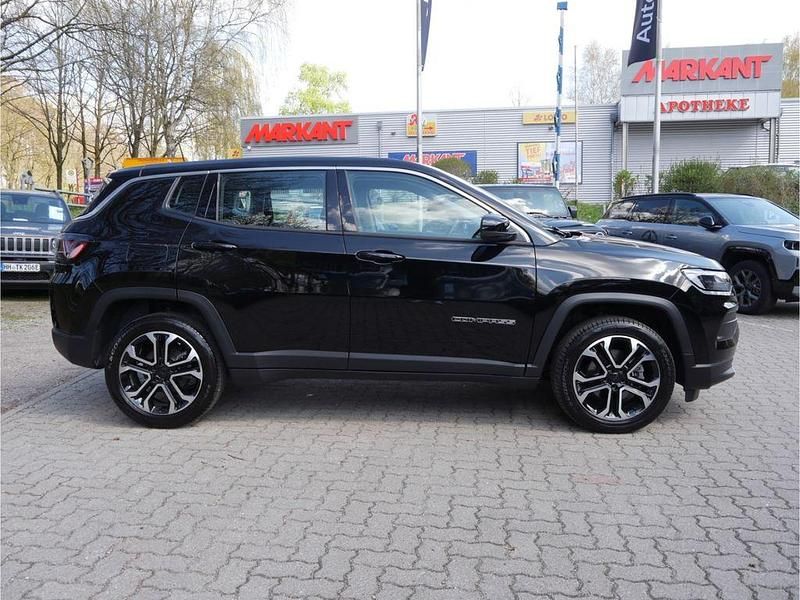 Occasion Jeep Compass Altitude 131 ch (96 kW) 2024 Noir SUV