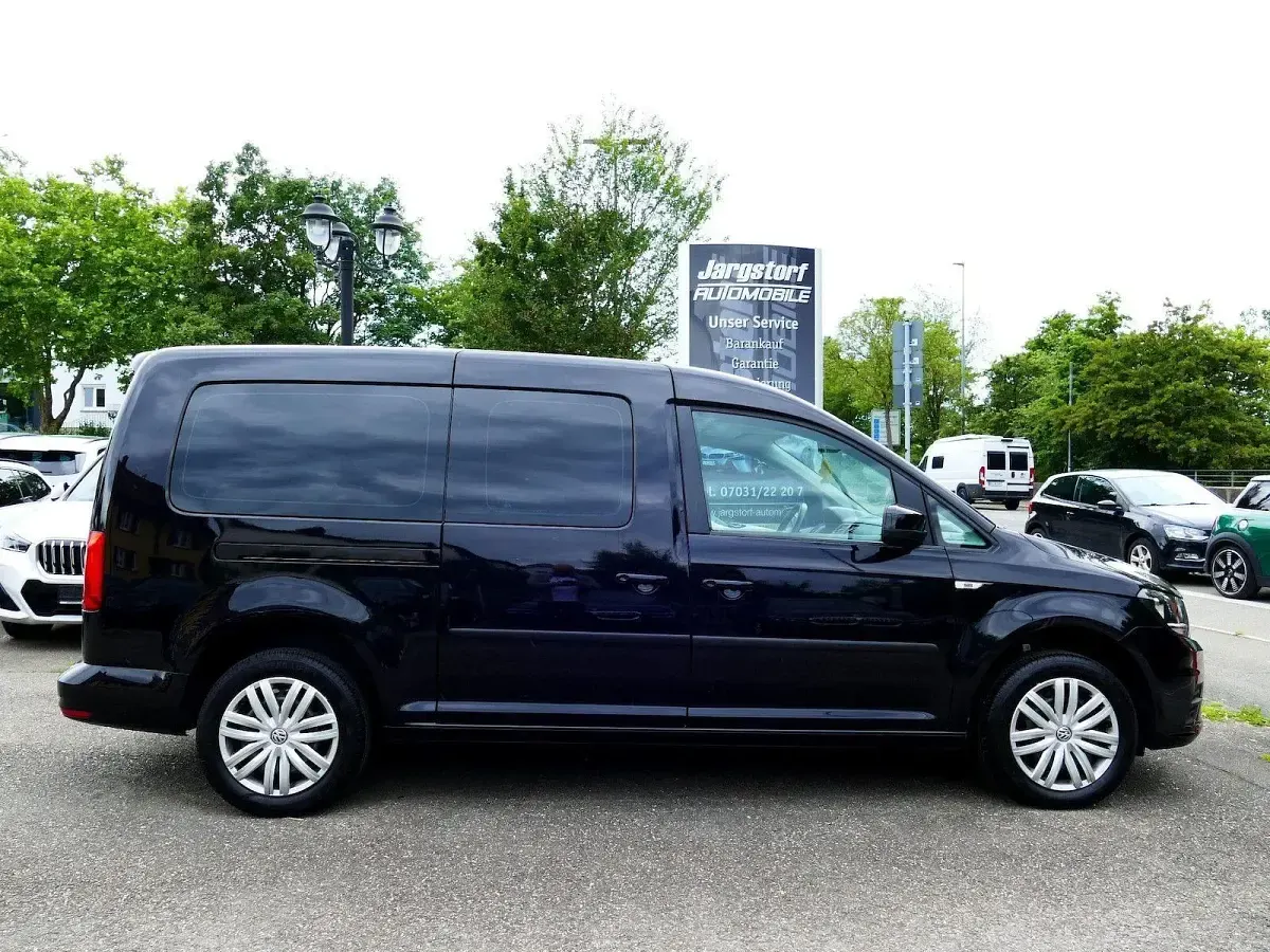 Gebraucht VW Caddy Maxi 131 PS (96 kW) 2020 Schwarz Van / Kleinbus