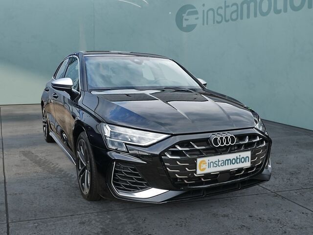 Schwarz Gebraucht 2024 Audi S3 Sport Limousine | 52.450 € (Teuer) - Bild 1/2