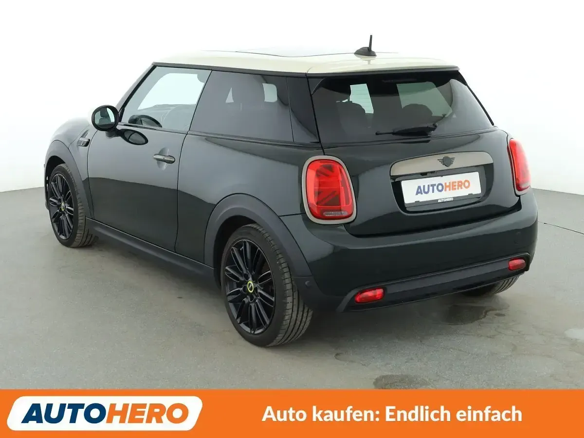 Gebraucht Mini Cooper SE Resolute Edition 135 kW (184 PS) 2023 Grün Kleinwagen