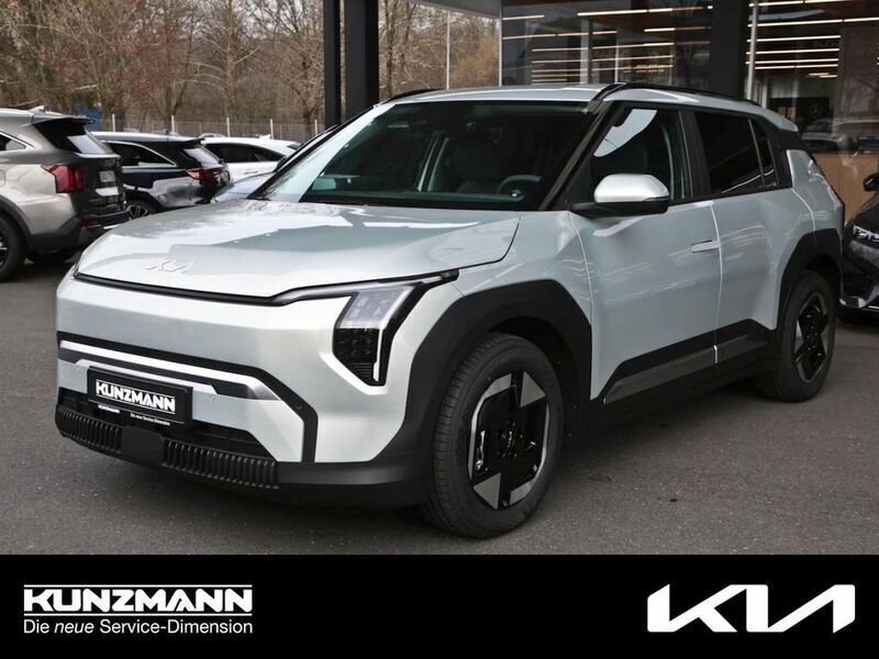 Ivory silver metallic Neu 2025 Kia EV3 4 SUV | 41.580 € (Fairer Preis) - Bild 1/4