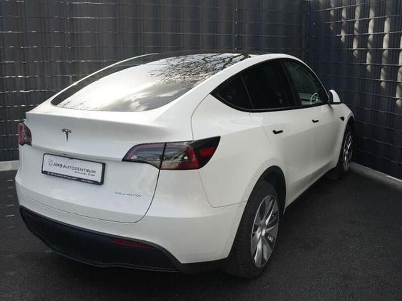 Gebraucht Tesla Model Y 378 kW (514 PS) 2024 Weiß SUV