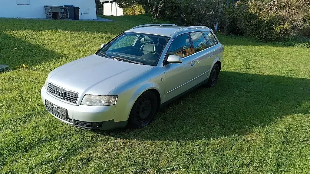 Gebraucht Audi A4 180 PS (132 kW) 2001 Silber Kombi