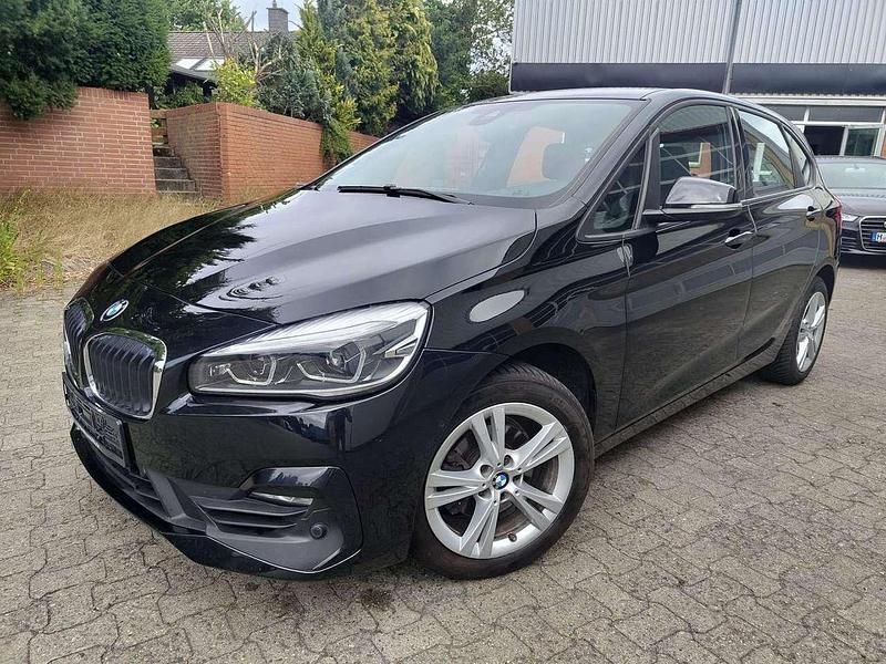 Black sapphire metallic Gebraucht 2018 BMW 218 Advantage Kombi | 13.950 € (Guter Preis) - Bild 1/2