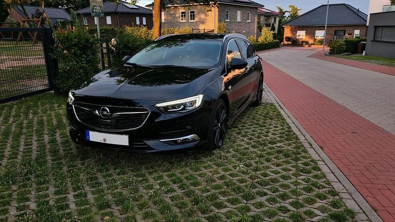 Gebraucht Opel Insignia Exklusiv 209 PS (153 kW) 2019 Schwarz Kombi
