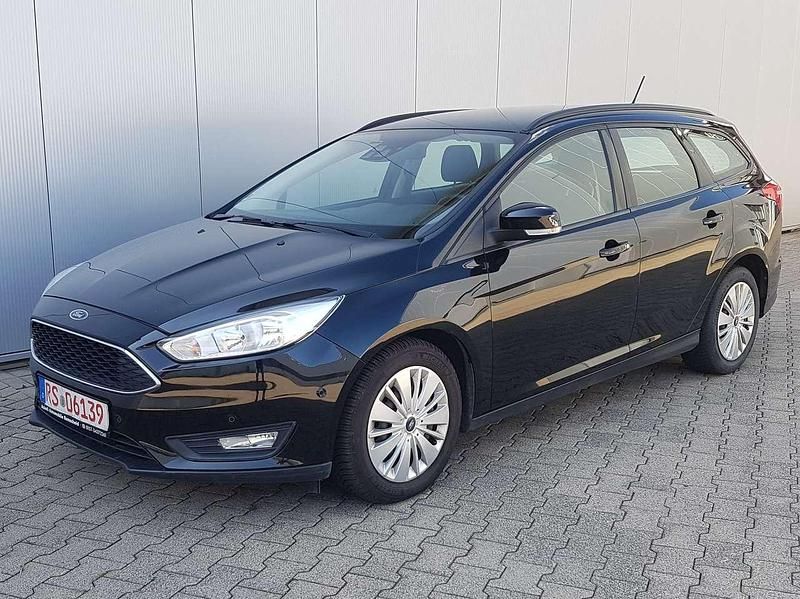 Gebraucht Ford Focus Business Edition 125 PS (91 kW) 2018 Schwarz Kombi