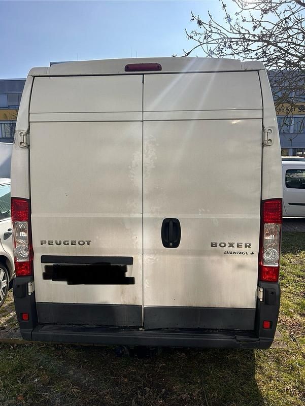 Gebraucht Peugeot Boxer 130 PS (95 kW) 2013 Weiß Van