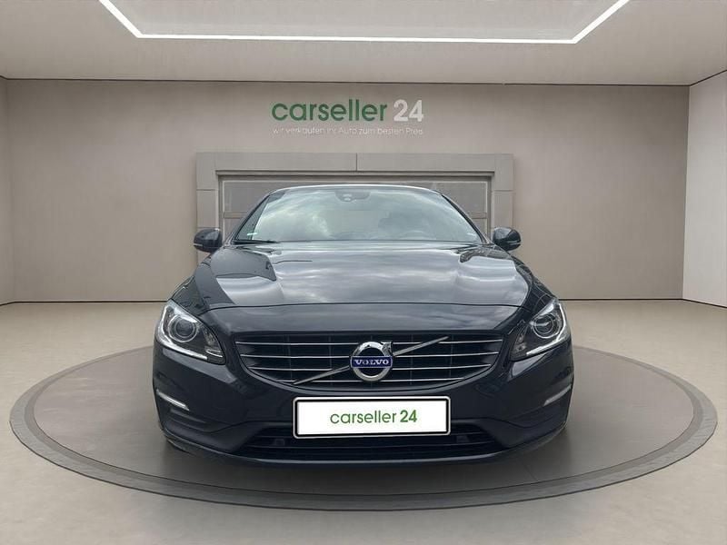 Gebraucht Volvo S60 Momentum 152 PS (111 kW) 2018 Grau Limousine