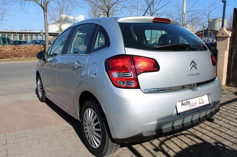 Gebraucht Citroën C3 SELECTION 68 PS (50 kW) 2013 Grau Limousine