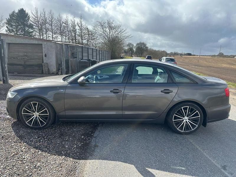Gebraucht Audi A6 S-Line 177 PS (130 kW) 2012 Grau Limousine