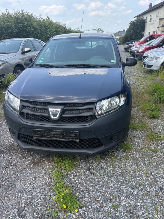 Blau Gebraucht 2013 Dacia Sandero Celebration Kleinwagen | 1.450 € (Guter Preis) - Bild 1/4