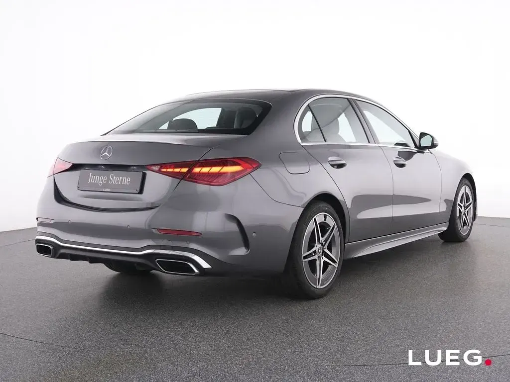 Gebraucht Mercedes C180 AMG 170 PS (125 kW) 2025 Grau Limousine