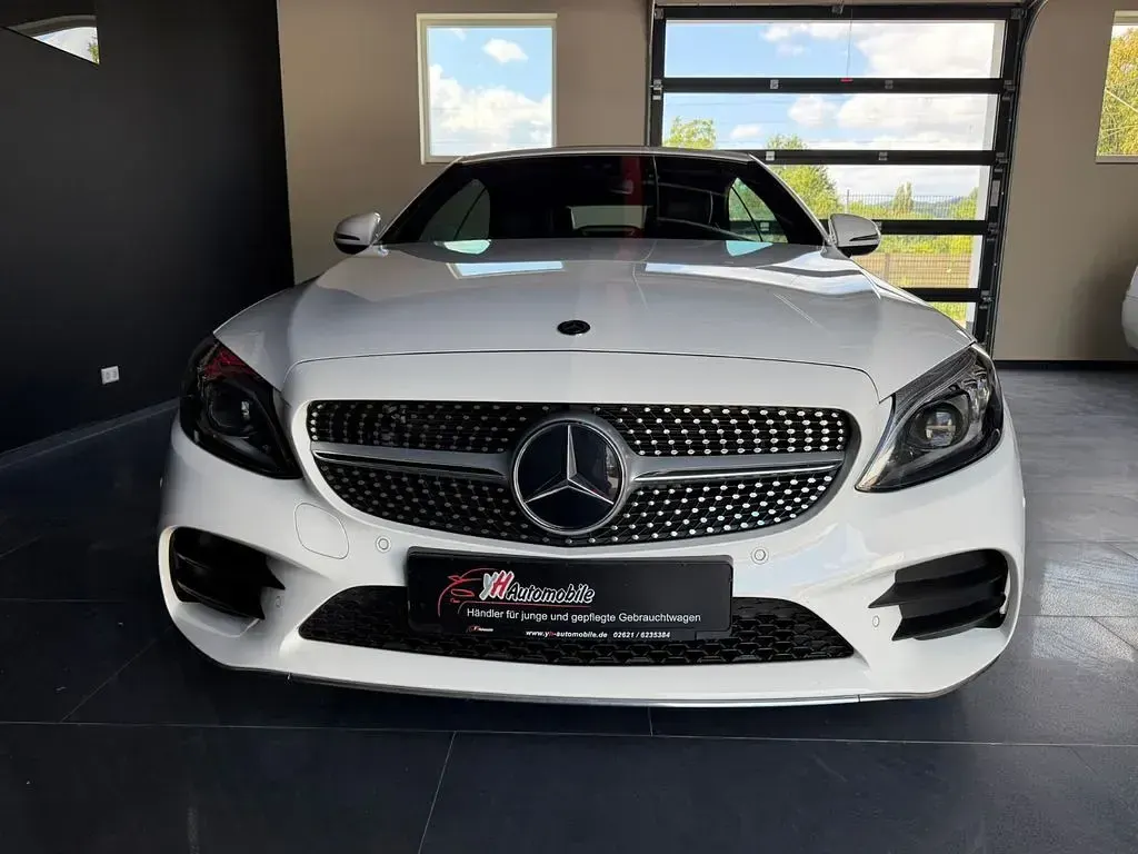 Gebraucht Mercedes C200 AMG 184 PS (135 kW) 2019 Weiß Cabrio
