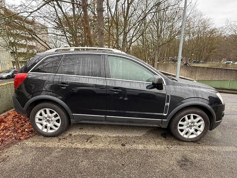 Gebraucht Opel Antara Design Edition 163 PS (119 kW) 2011 Schwarz SUV