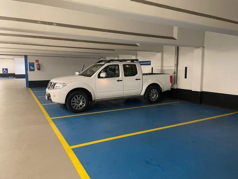 Weiß Gebraucht 2014 Nissan Navara Abholung | 17.400 € (Teuer) - Bild 1/1