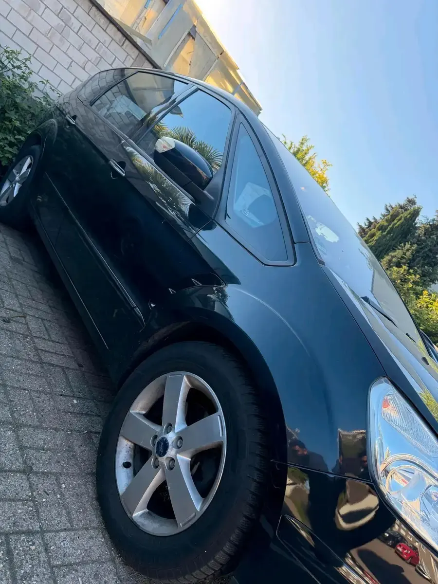 Gebraucht Ford S-MAX S 140 PS (102 kW) 2009 Schwarz Van / Kleinbus