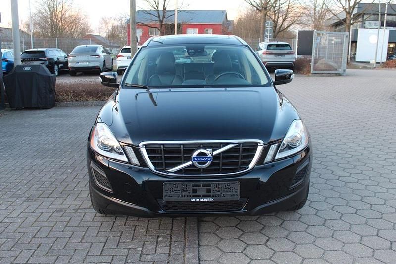 Gebraucht Volvo XC60 Summum 205 PS (150 kW) 2010 Schwarz SUV