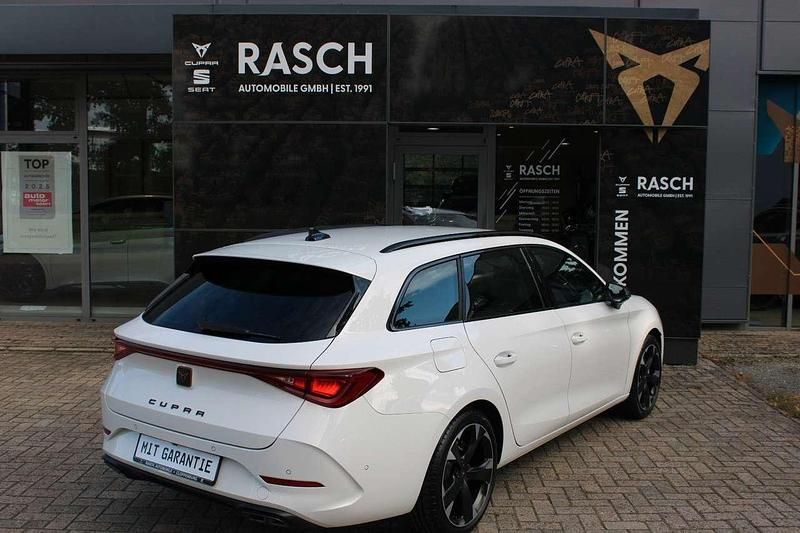 Gebraucht Cupra Leon 150 PS (110 kW) 2024 Weiß Kombi