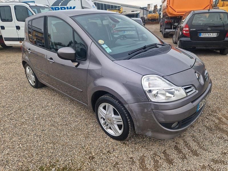 Second-hand Renault Modus 86 CP (63 kW) 2010 Auriu Monovolum