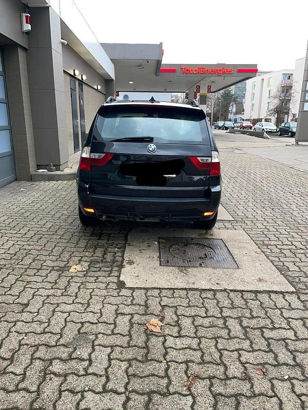 Gebraucht BMW X3 177 PS (130 kW) 2010 Schwarz SUV