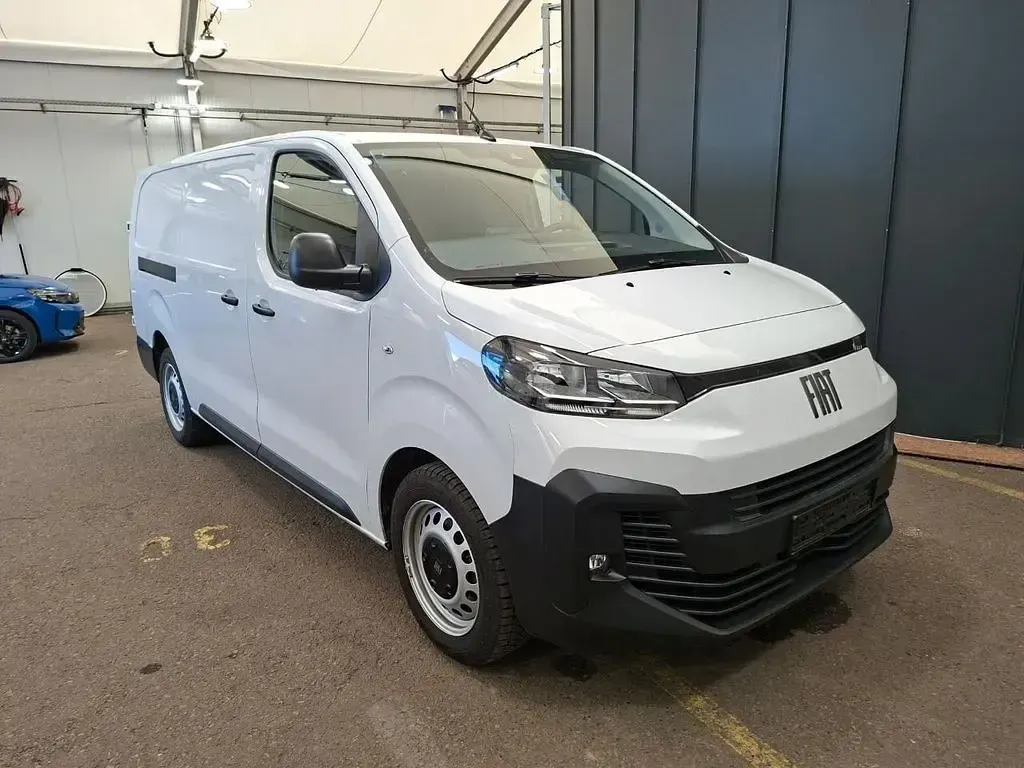Gebraucht Fiat Scudo 179 PS (131 kW) 2025 Weiß Van