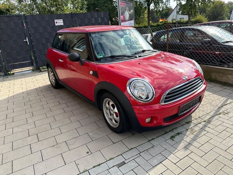 Gebraucht Mini ONE 75 PS (55 kW) 2009 Rot Kleinwagen