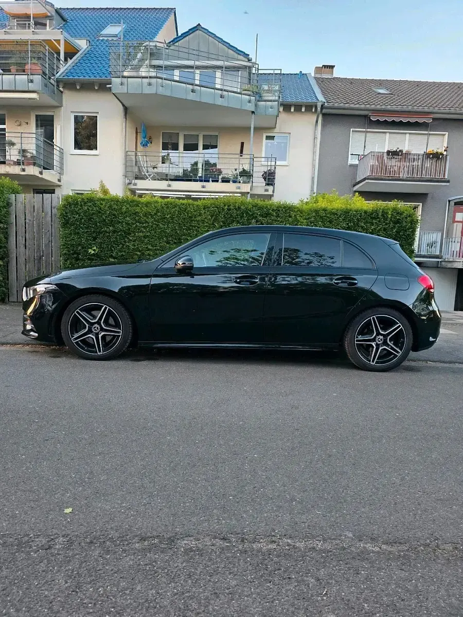Gebraucht Mercedes A220 AMG line 190 PS (139 kW) 2019 Schwarz Coupé