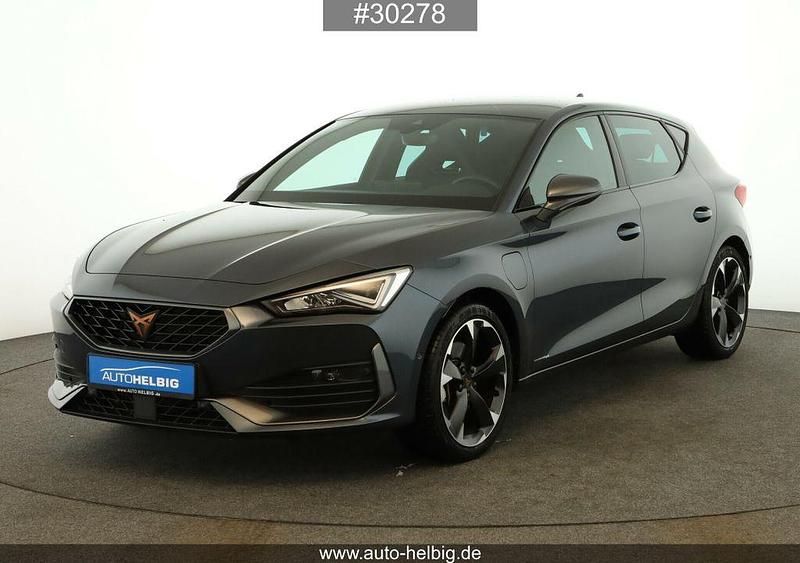 Grau Gebraucht 2023 Cupra Leon Limousine | 24.290 € (Guter Preis) - Bild 1/4