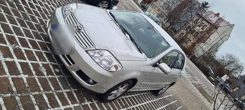 Gebraucht Toyota Corolla 110 PS (80 kW) 1994 Silber Limousine