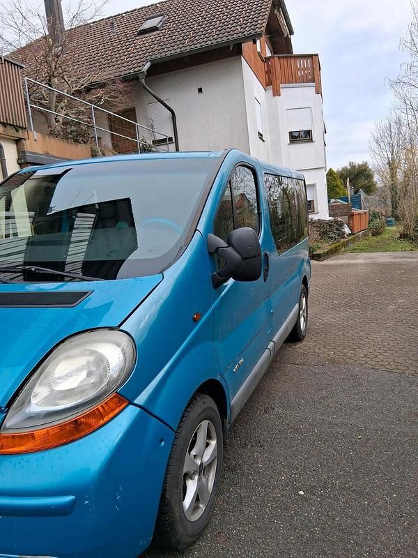 Gebraucht Renault Trafic 135 PS (99 kW) 2004 Blau Van / Kleinbus