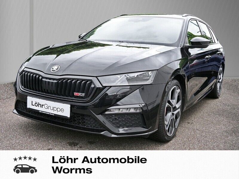 Schwarzmagic perleffekt Gebraucht 2024 Skoda Octavia RS Kombi | 38.180 € (Superpreis) - Bild 1/4