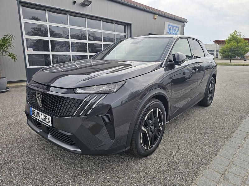 Grau Neu 2024 Peugeot e-3008 Allure SUV | 39.490 € (Superpreis) - Bild 1/4