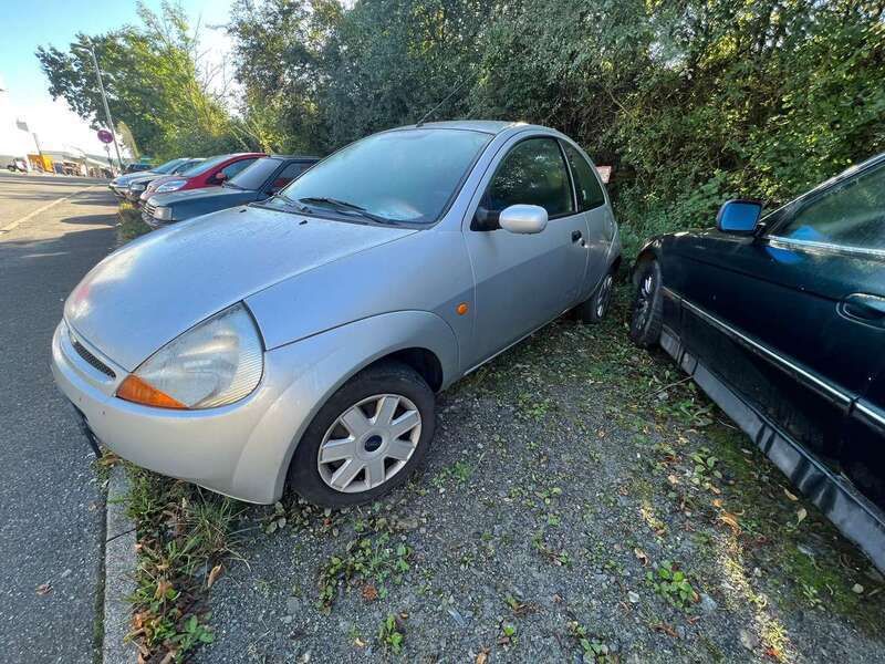 Silber Gebraucht 2006 Ford Ka Kleinwagen | 990 € (Fairer Preis) - Bild 1/4