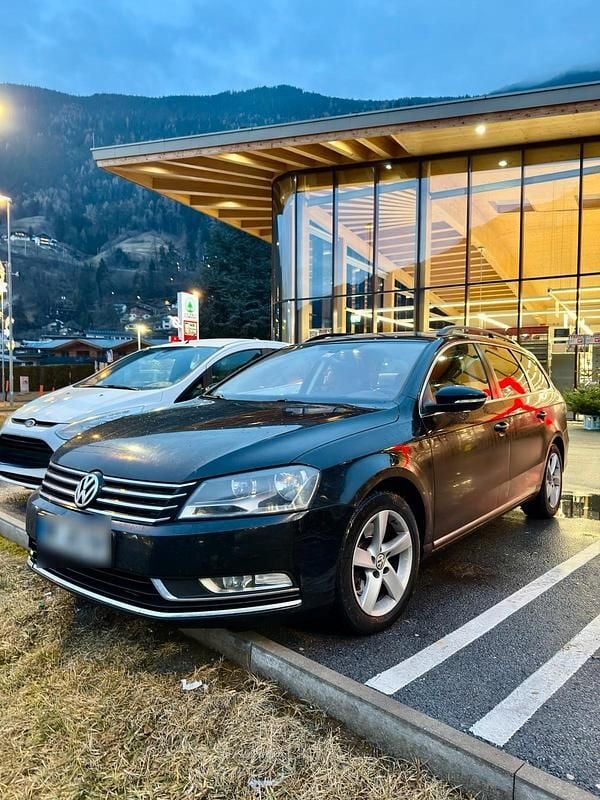 Gebraucht VW Passat 140 PS (102 kW) 2012 Schwarz Kombi