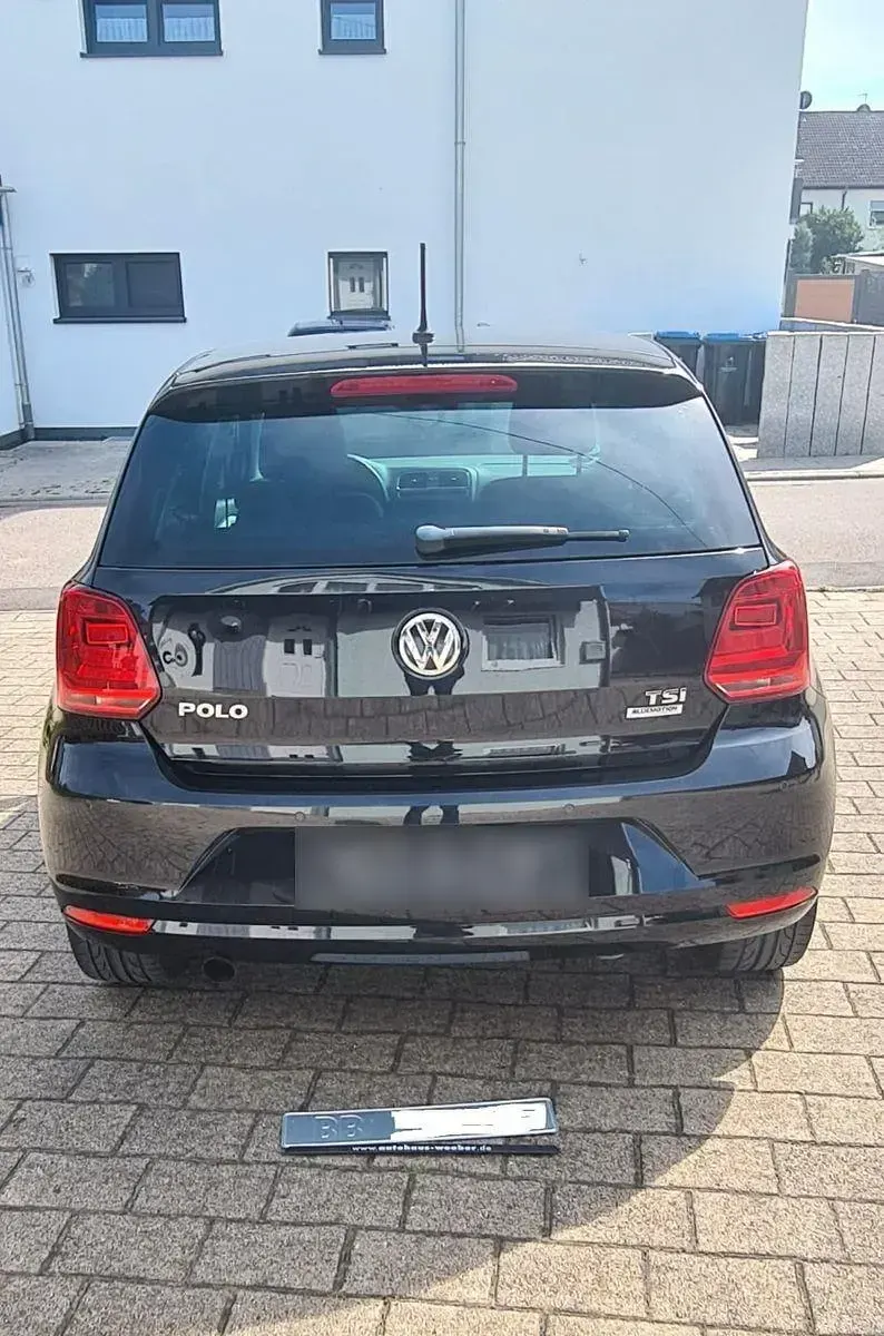 Gebraucht VW Polo 90 PS (66 kW) 2014 Schwarz Limousine