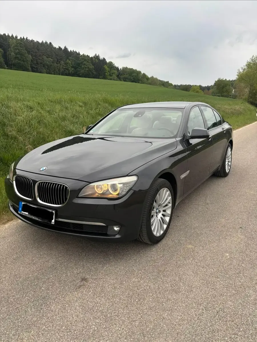 Gebraucht BMW 730 245 PS (180 kW) 2009 Schwarz Limousine