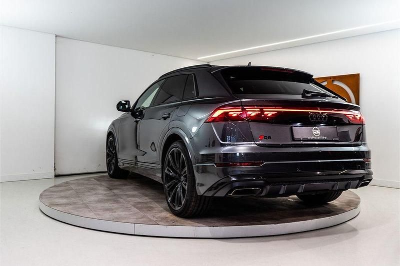 Ny Audi Q8 Competition 489 HK (359 kW) 2025 Grå SUV