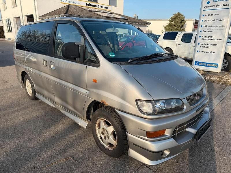 Gebraucht Mitsubishi Space Gear 113 PS (83 kW) 2000 Van / Kleinbus