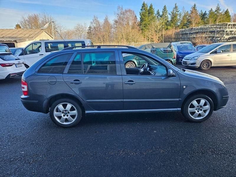 Gebraucht Skoda Fabia Ambiente 80 PS (58 kW) 2007 Grau Kombi