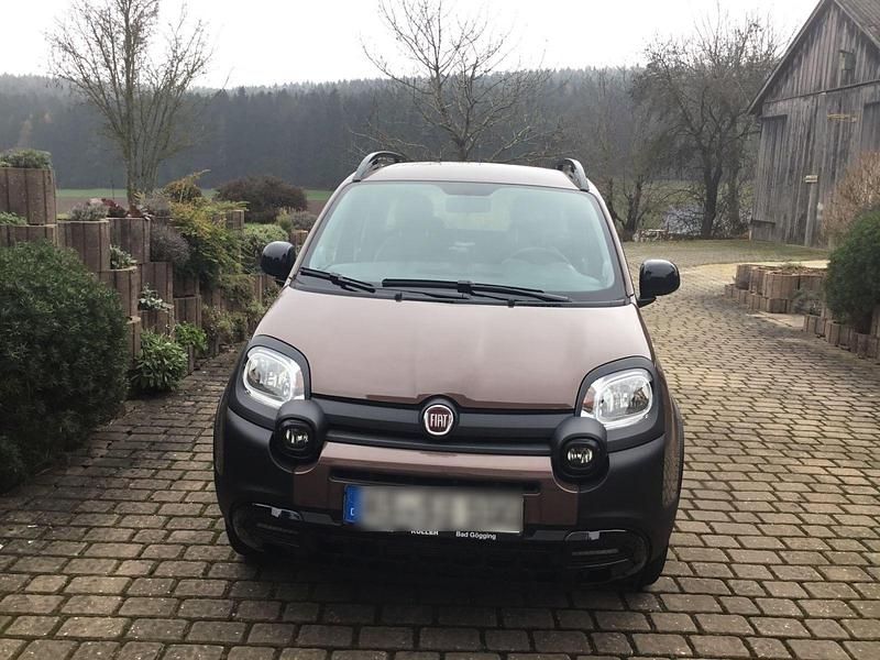 Gebraucht Fiat Panda 69 PS (50 kW) 2020 Braun Kleinwagen