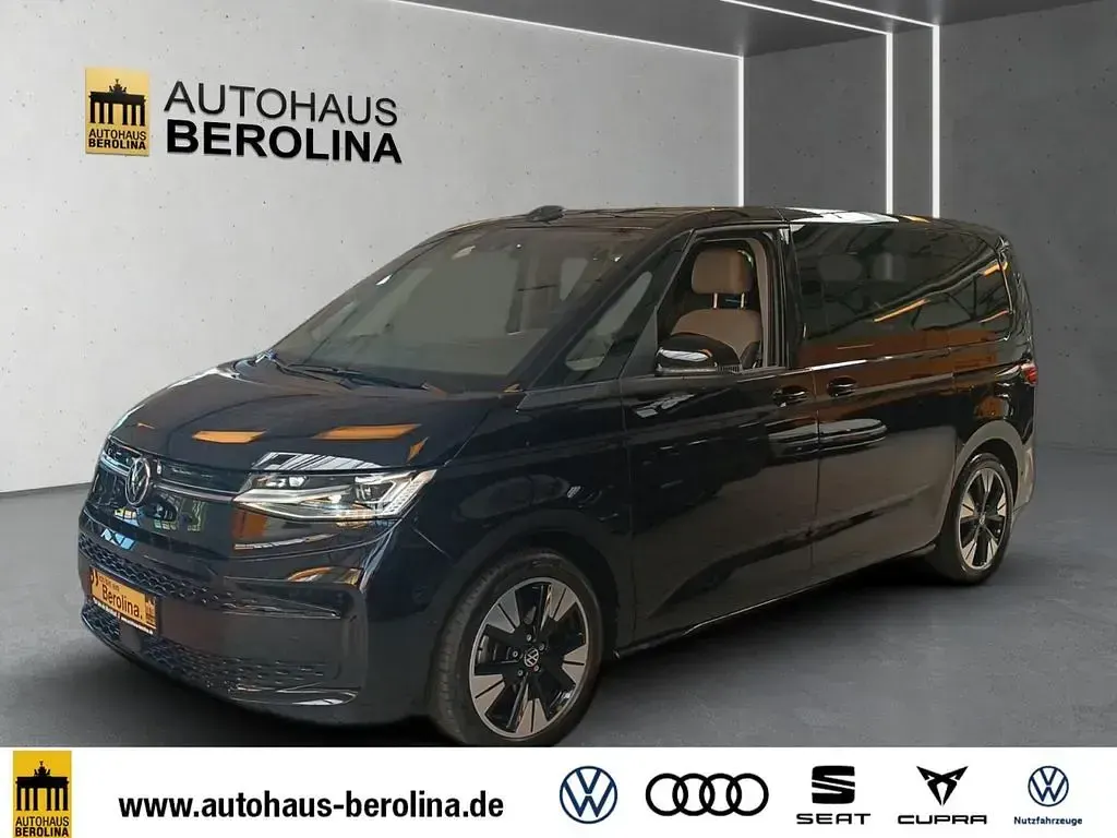Gebraucht VW Multivan Life 150 PS (110 kW) 2025 Schwarz Van / Kleinbus